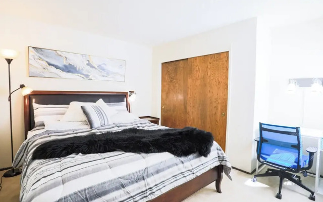 Spacious 3 BR 2B House Sunnyvale Park