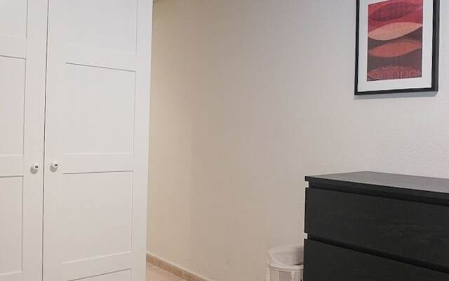 DFlat Escultor Madrid 210 Apartments