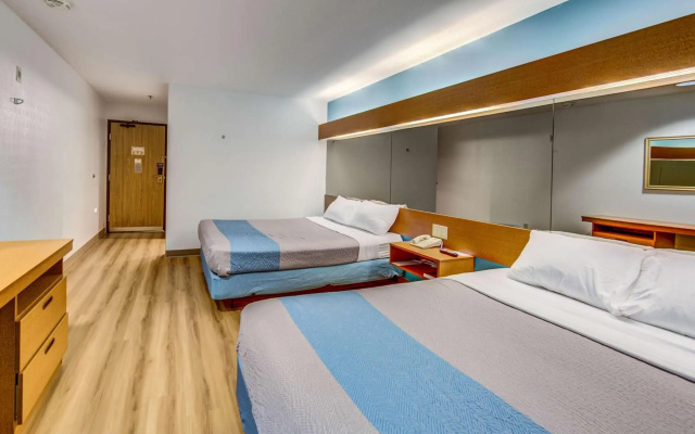 Motel 6 Sutherlin, OR