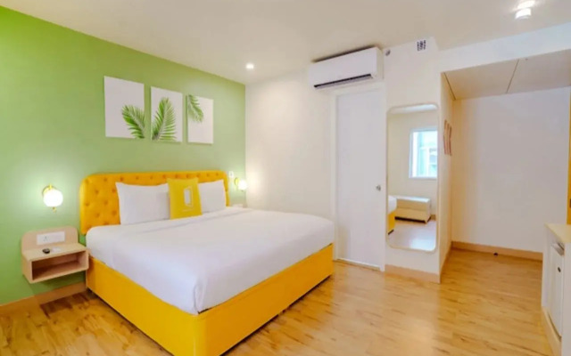 Bloom Hotel - Karol Bagh