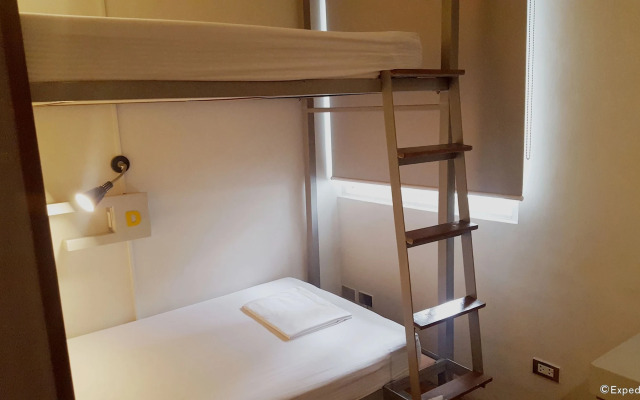 Z Hostel