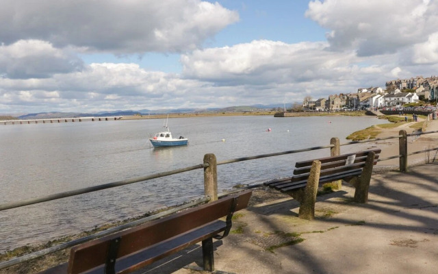 Holmere Bank