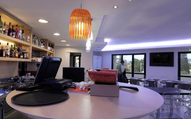 Hotel Ambrosio La Corte