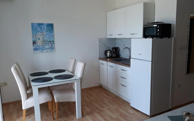 Kuća Moni