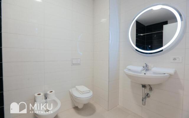 Miku Apartment-Elegant 1BD Apartment At Olympic Residence