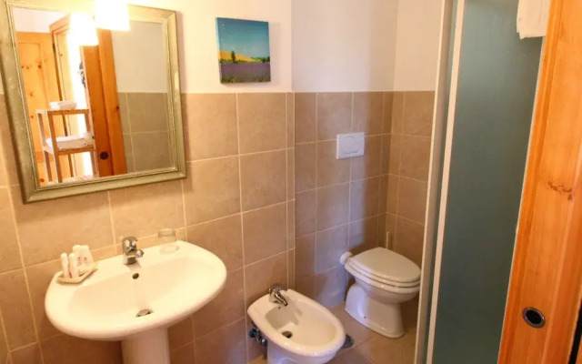 Farmhouse in Montalto Near Sandy Beach