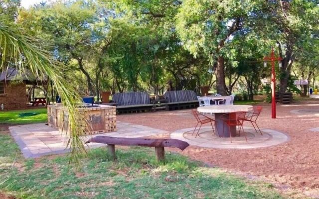 Unathi Game Lodge