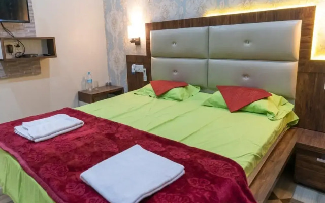 Hotel CM Palace
