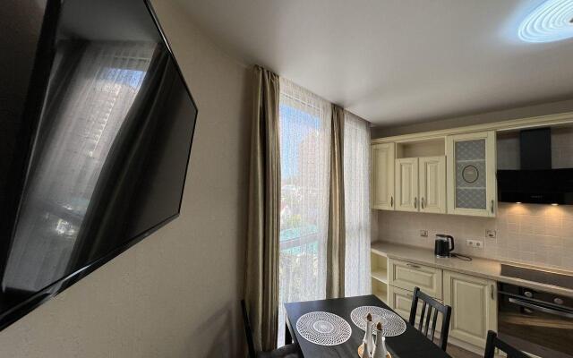 Аврора на улице Войкова