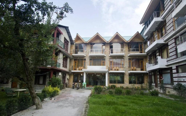 The Grand Welcome Manali