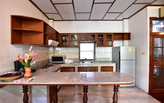 Nong Apartment Pattaya - Adults Only