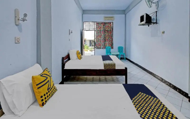 OYO 90372 Hotel Arum Jaya