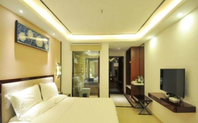 Jiajie Boutique Hotel (Haikou East High-speed Railway Station)