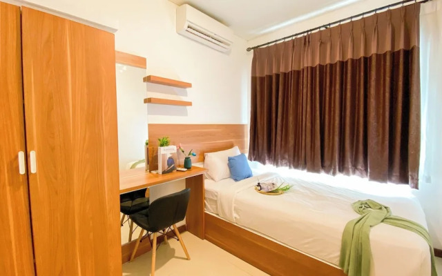 Best Homey And Spacious 3Br At Green Bay Condominium Apartment