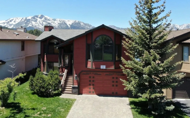 Epiphany 5 Bedroom Home by RedAwning