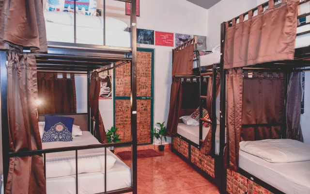 U.R.D.Ki You are the key Hostels