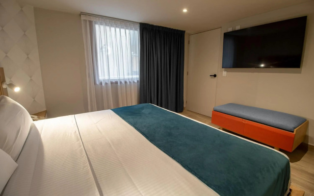Oliva Plaza Hotel