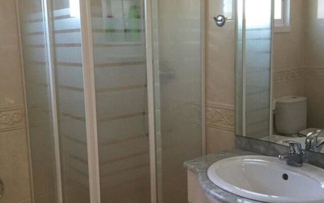 Apartment With 4 Bedrooms in Arrentela, With Wifi