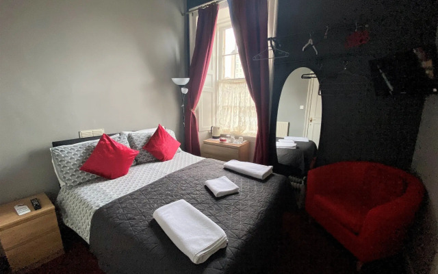 16 Pilrig Guest House