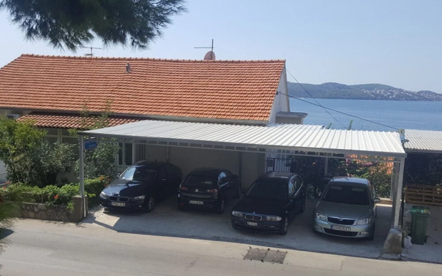 A3 90m2 apt W.shared Pool & Balcony,next to Beach