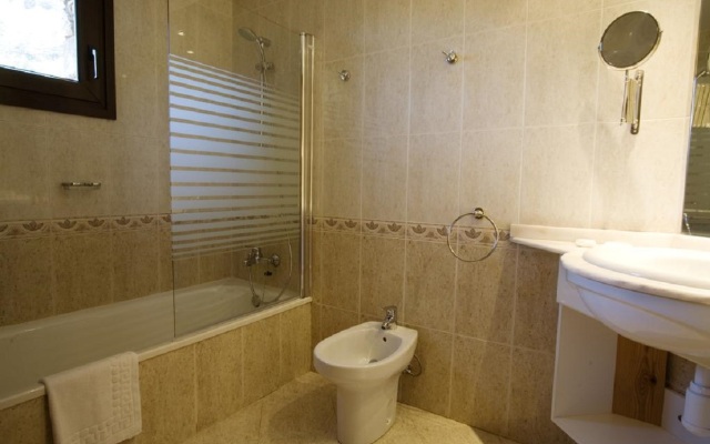 Hotel & Spa Niunit