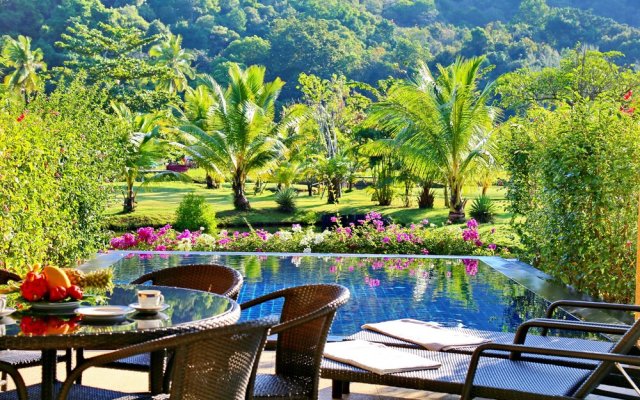 Blue Chill Private Pool Villa - Hotel Managed