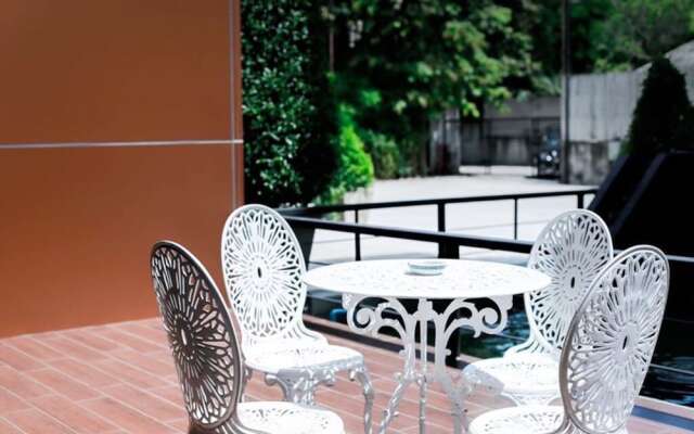 R Residence Sri Racha