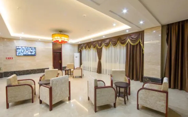 Longqin Yunding Hotel