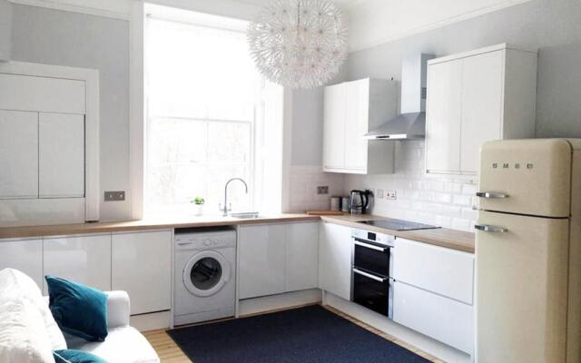 Stylish City Centre Apartments - D Terrace Residence
