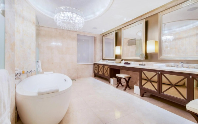 The Ritz-Carlton, Montréal