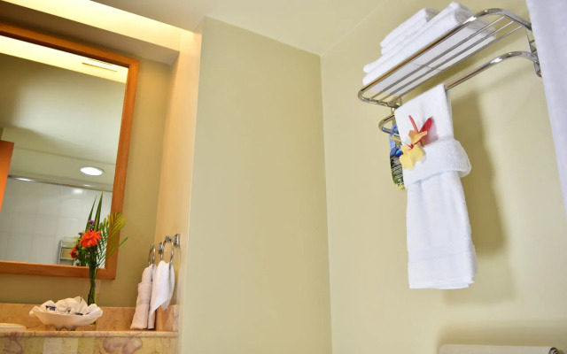 Sleep Inn Hotel Paseo Las Damas