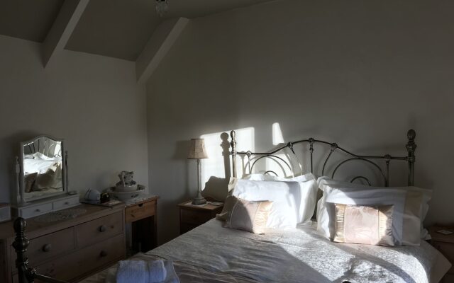 Combe House B&B