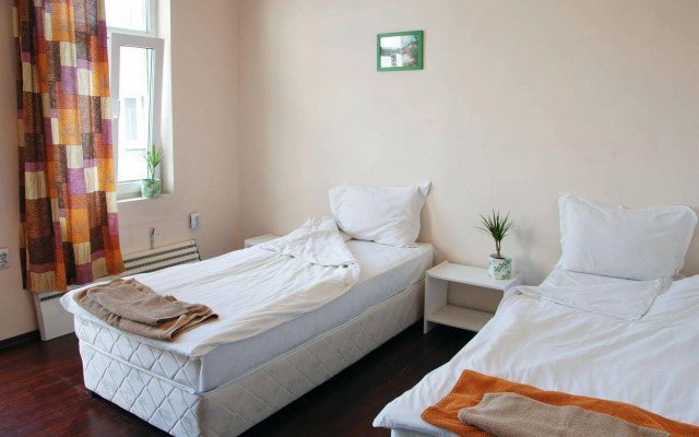 Hostel Lavele