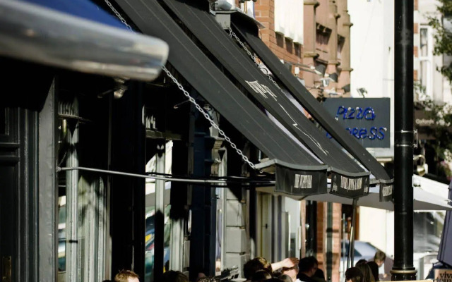 The White Star Tavern