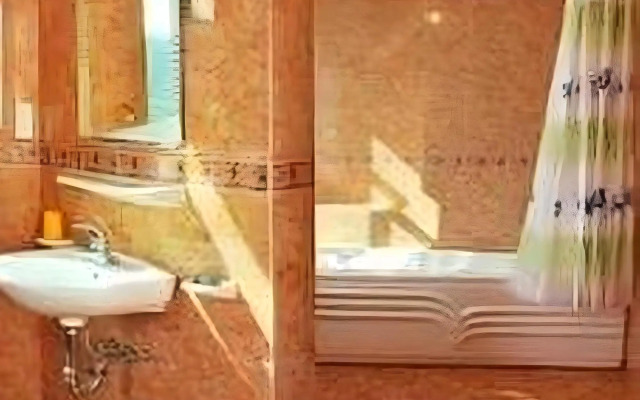 Sunny C Hotel