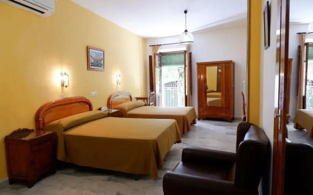 Hotel Central