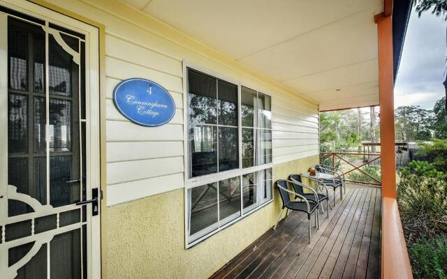 Waverley House Cottages