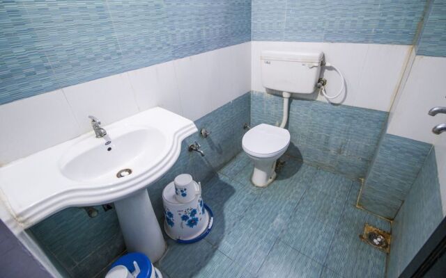 Hotel Gujarat Palace