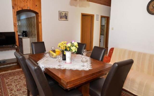 Vinko - 100m From Beach - A1