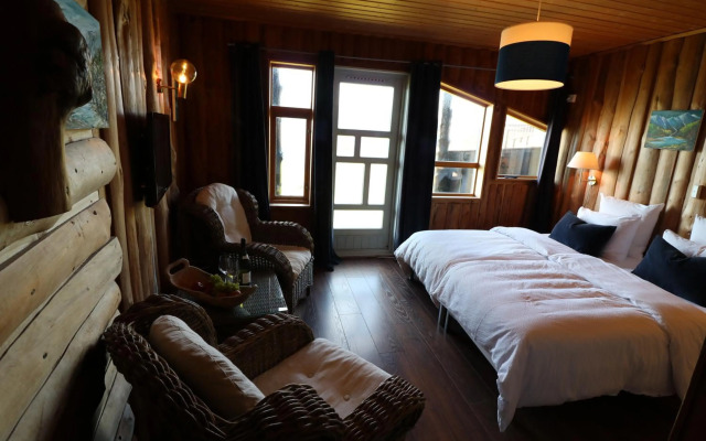 Brekkestranda Fjordhotel