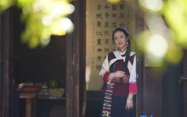 Qilan -Habitat I Man Time Qingshe Courtyard (Old Town of Lijiang North Gate Wuyi Street) – People – Lijiang