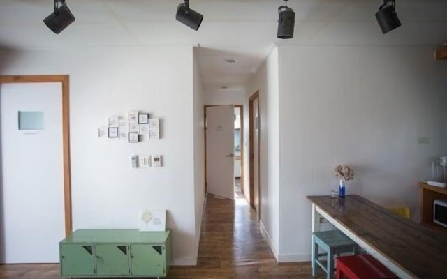 Lucidbonbon - Hostel