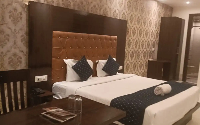 Hotel Iconic Suites by Excellent Hospitality