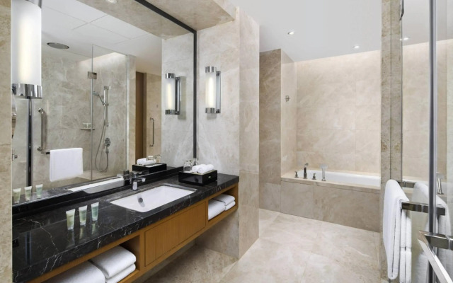 Courtyard by Marriott Zhengzhou East