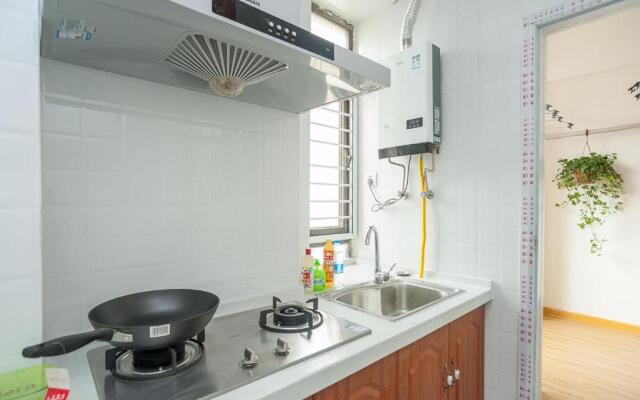 Zhengzhou Gaoxin·Zhengzhou University New Zone· Locals Apartment 00122100