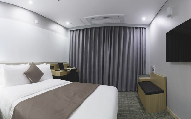 ON City Hotel