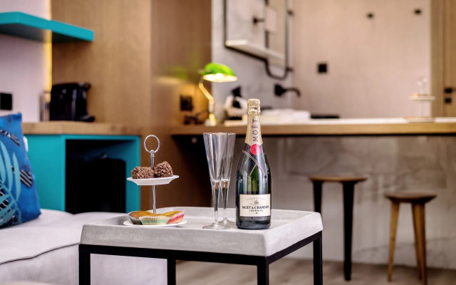 Dyo Suites