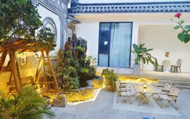 Yunju'er Riverside Beautiful Stay