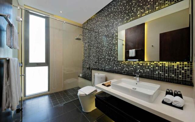 The Ocean Luxury Villas by Danatrip