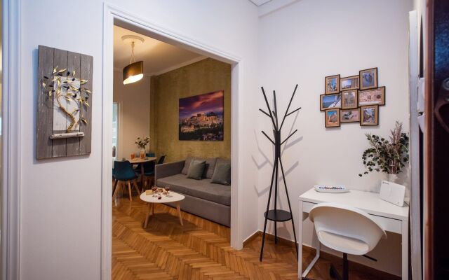 Blue Ark Acropolis Spirit